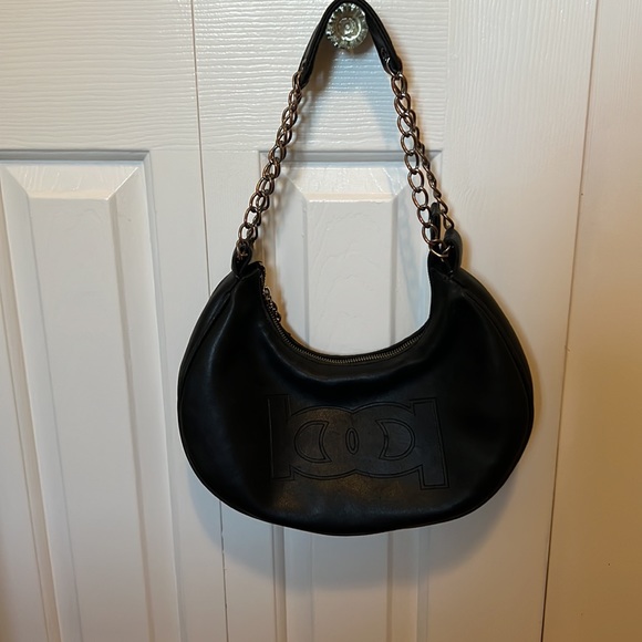 Over the shoulder Bebe Bag & Gorgeous Bebe leatherkitten heels size 8.5 - - Picture 13 of 13